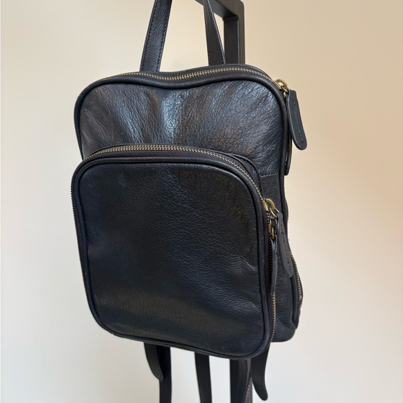 Margot black leather backpack in great condition - Picture 3 of 9